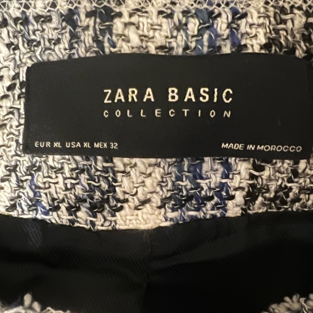 Beautiful Zara tweed blazer - Picture 2 of 4